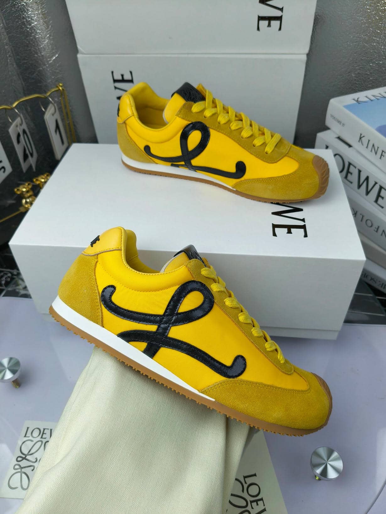 Loewe classic Sneaker 2-0017